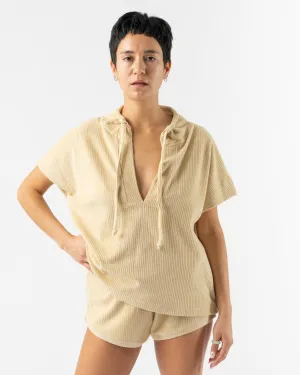 Baserange Pose Top in Beige