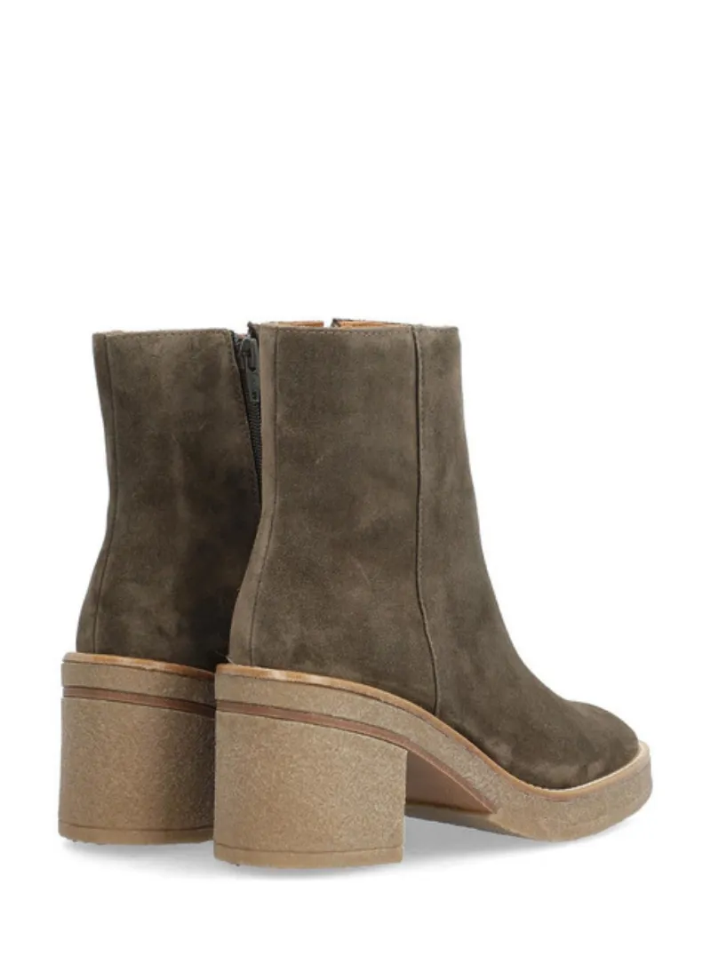 Clementine Boots