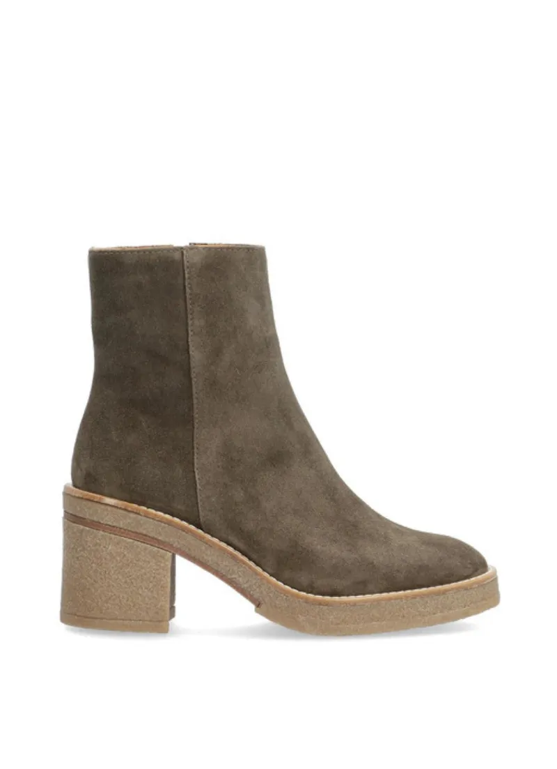 Clementine Boots