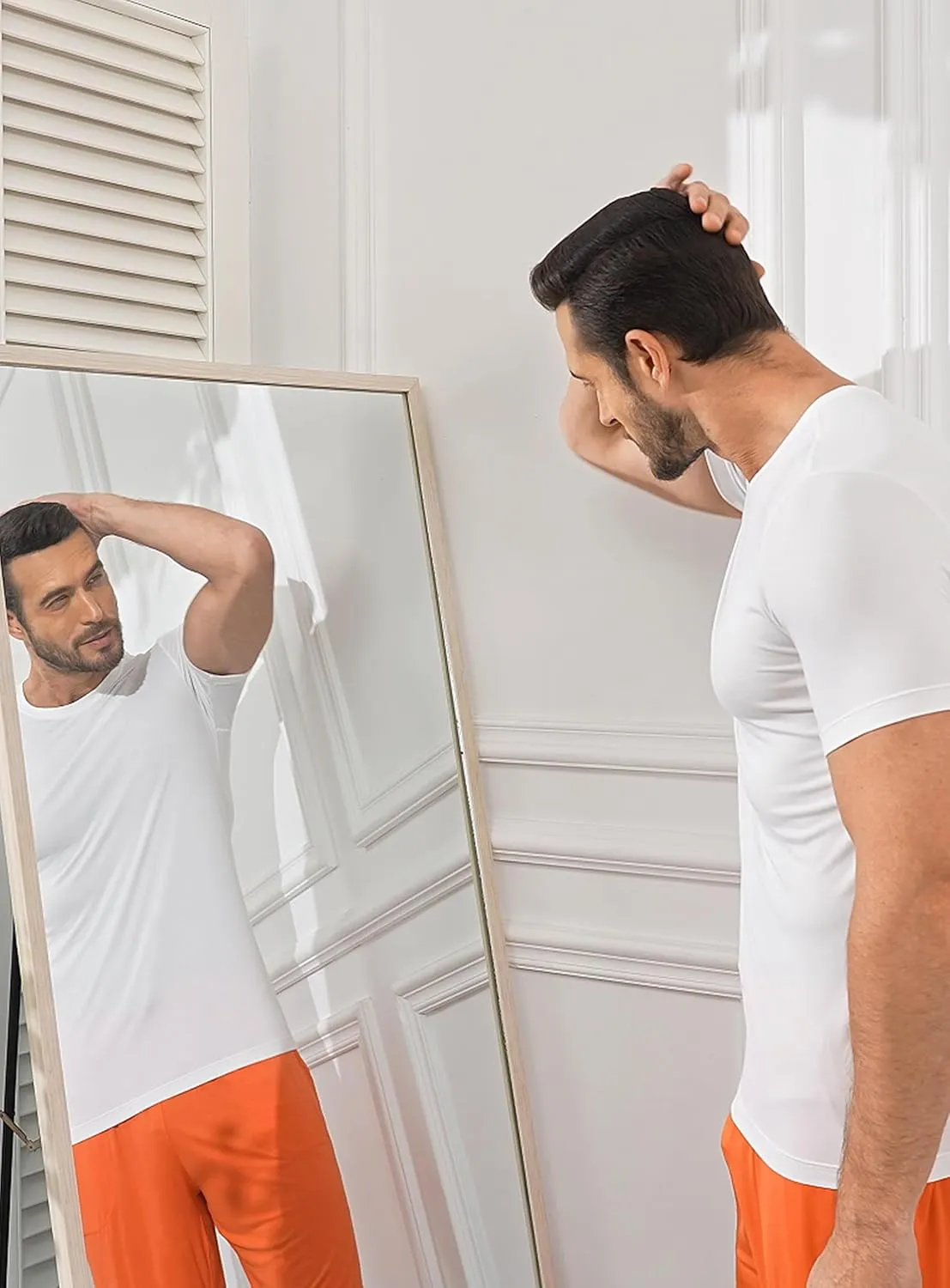 COLORFULLEAF Men's Undershirts Bamboo Rayon Short Sleeve Crewneck/V-Neck Tees Slim-fit T-Shirts 3 or 5 Pack